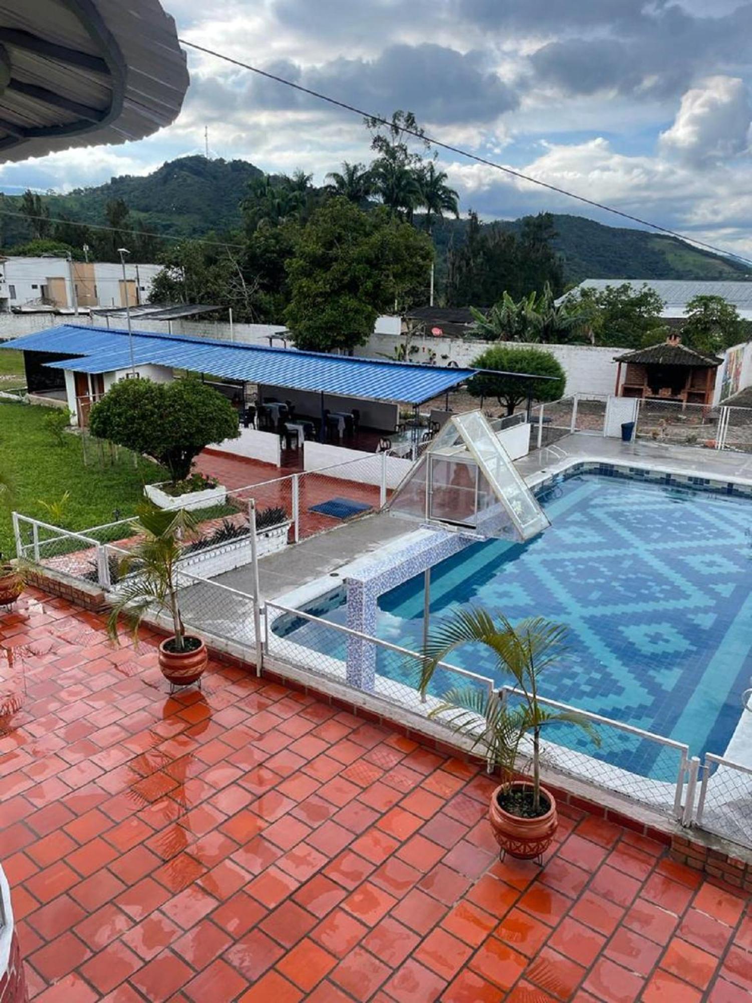 Hotel La Casona Chinácota Exterior foto